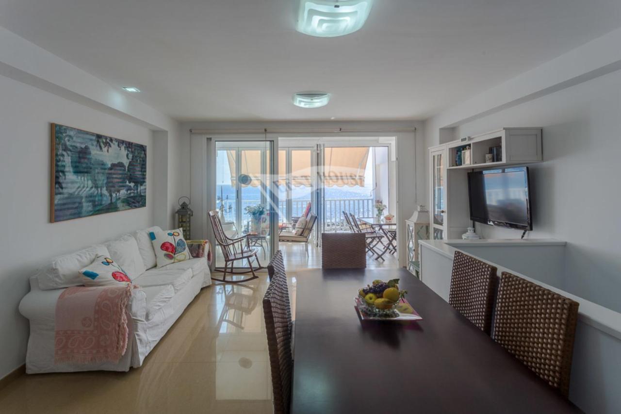 Luxury Apartment In Front Of The Beach Melenara Exterior foto